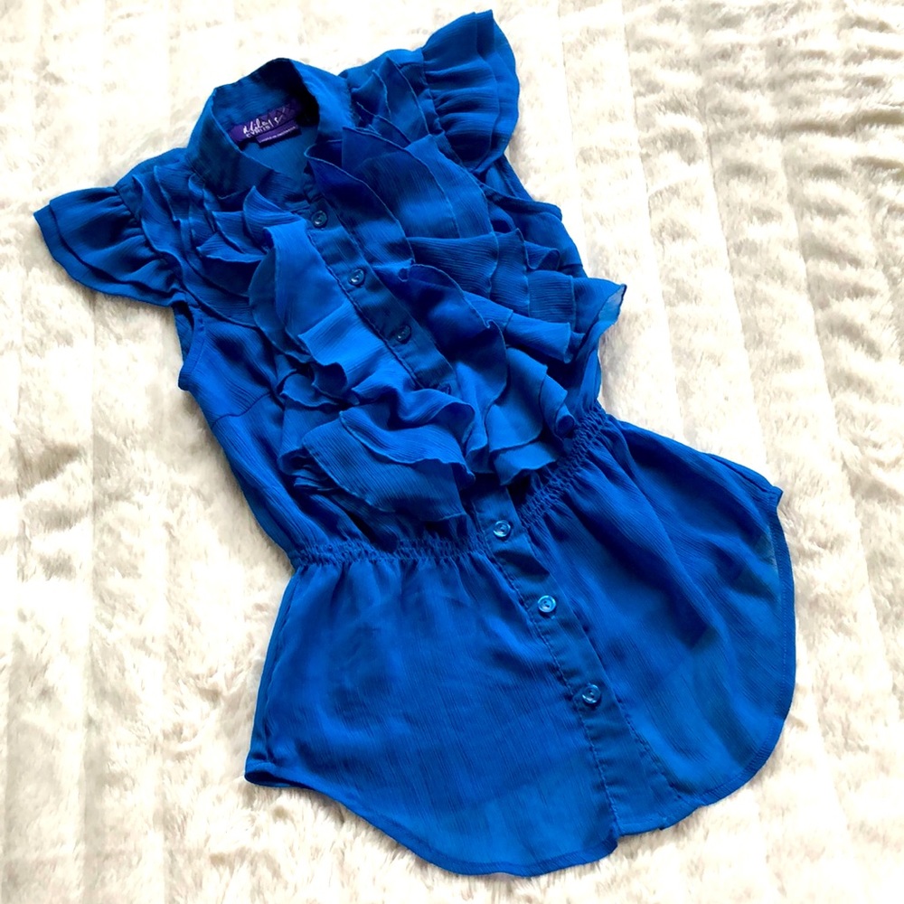 2/$25! ⭐️ Miley Cyrus x Max Azria ruffled tuxedo‎ top